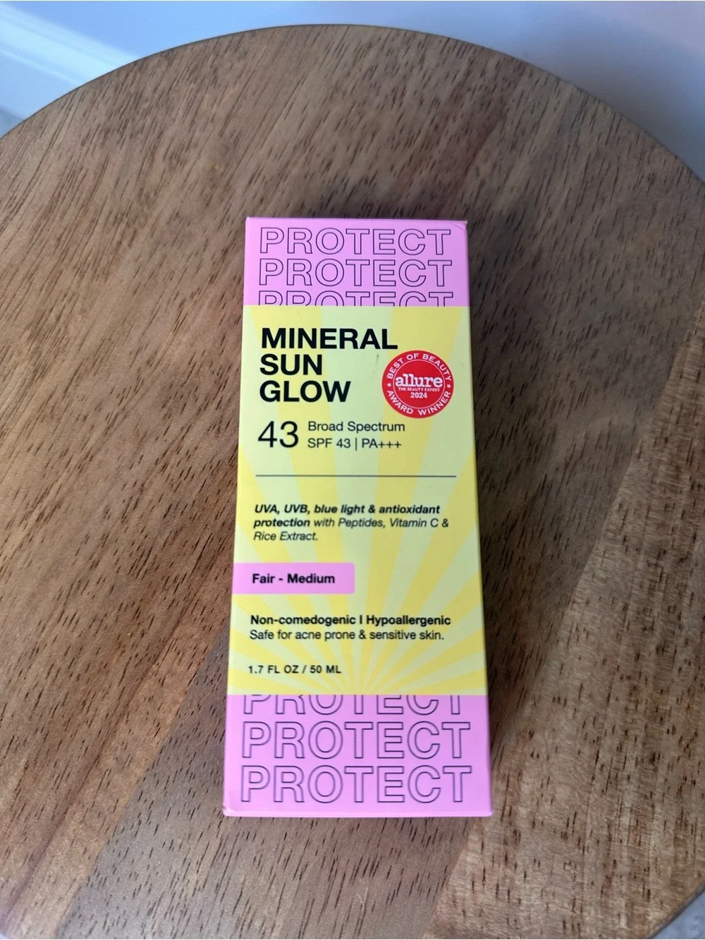 NWT INNBEAUTY Mineral Sun Glow Broad Spectrum Sunscreen Fair - Medium shade